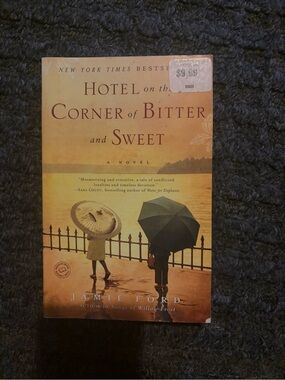 Hotel on the Corner of Bitter and Sweet by Jamie Ford